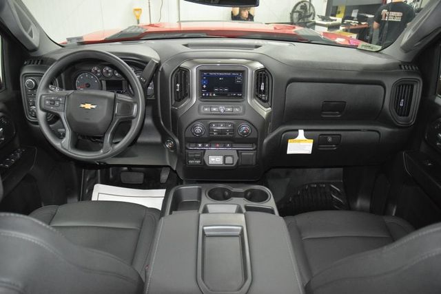 2026 Chevrolet Silverado 3500HD 4WD Crew Cab 172" Work Truck - 23055232 - 23
