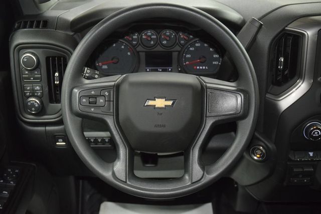 2026 Chevrolet Silverado 3500HD 4WD Crew Cab 172" Work Truck - 23055232 - 30