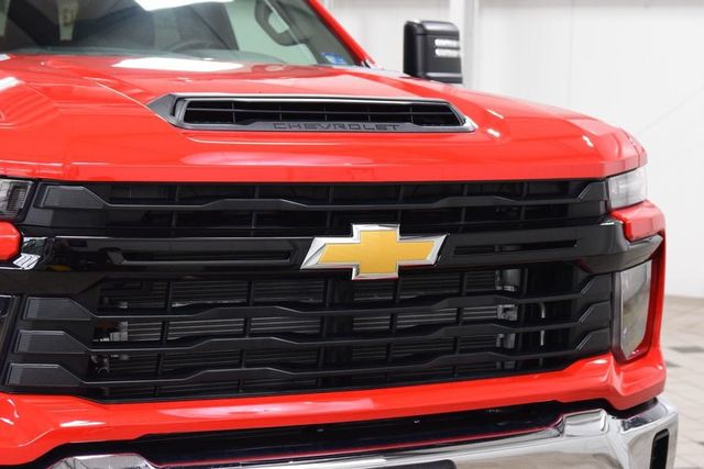 2026 Chevrolet Silverado 3500HD 4WD Crew Cab 172" Work Truck - 23055232 - 5