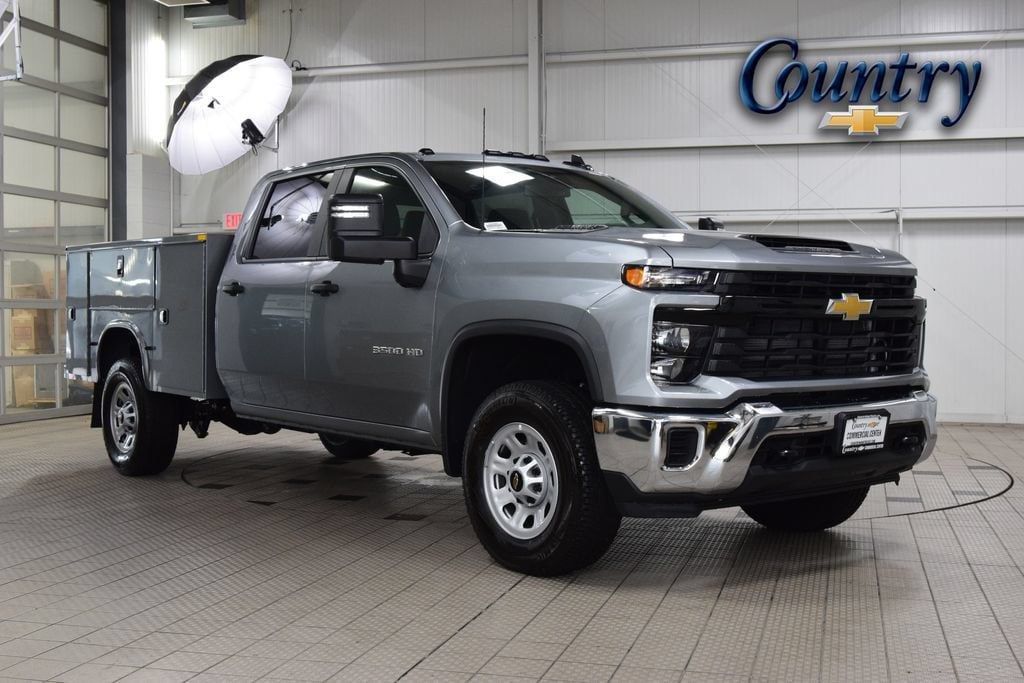 2026 Chevrolet Silverado 3500HD 4WD Crew Cab 172" Work Truck - 23055233 | Video 1