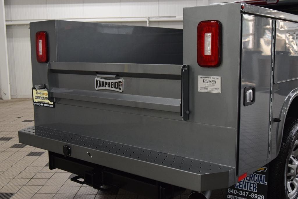 2026 Chevrolet Silverado 3500HD 4WD Crew Cab 172" Work Truck - 23055233 - 16