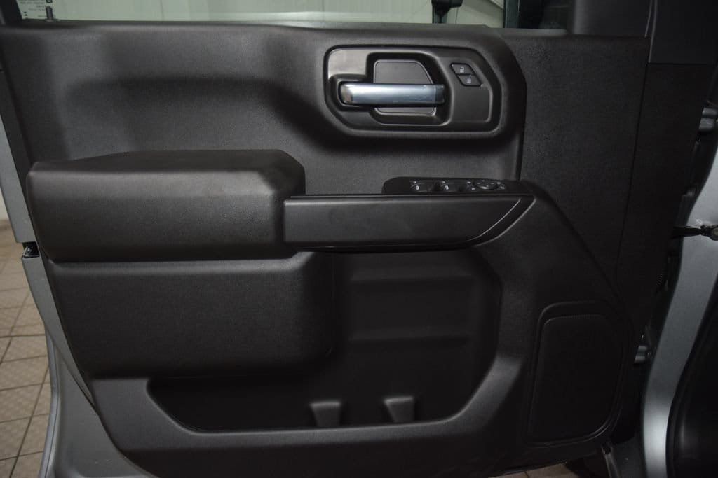 2026 Chevrolet Silverado 3500HD 4WD Crew Cab 172" Work Truck - 23055233 - 39