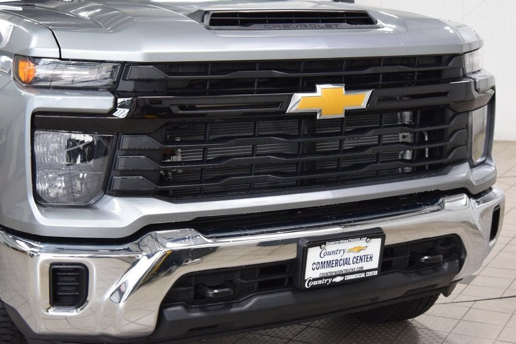 2026 Chevrolet Silverado 3500HD 4WD Crew Cab 172" Work Truck - 23055233 - 7