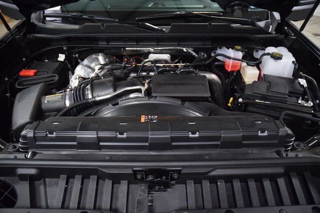 2026 Chevrolet Silverado 3500HD 4WD Crew Cab 172" Work Truck - 23055234 - 22