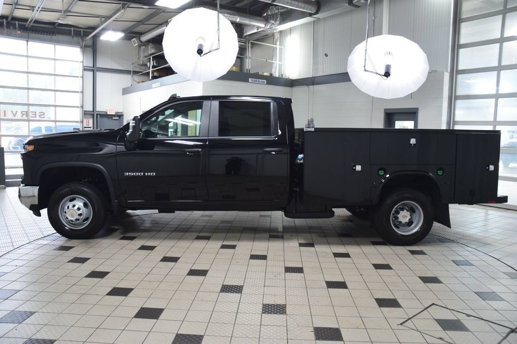 2026 Chevrolet Silverado 3500HD 4WD Crew Cab 172" Work Truck - 23055234 - 2