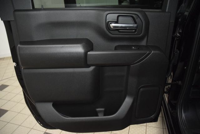 2026 Chevrolet Silverado 3500HD 4WD Crew Cab 172" Work Truck - 23055234 - 37