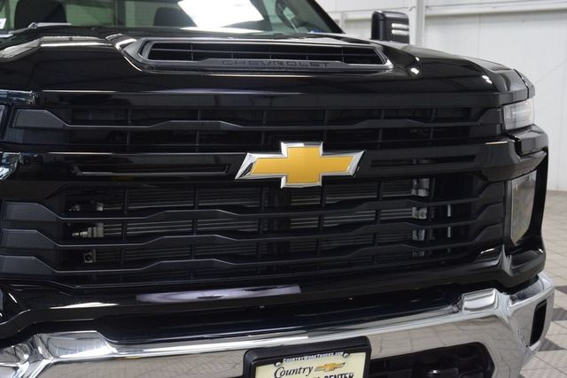 2026 Chevrolet Silverado 3500HD 4WD Crew Cab 172" Work Truck - 23055234 - 5
