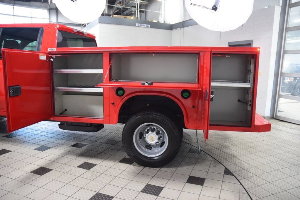 2026 Chevrolet Silverado 3500HD 4WD Crew Cab 172" Work Truck - 23055235 - 44