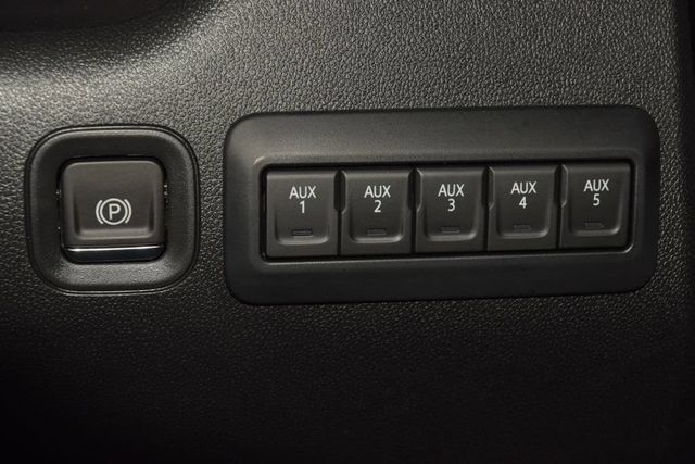 2026 Chevrolet Silverado 3500HD 4WD Crew Cab 172" Work Truck - 23060062 - 29