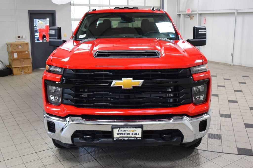 2026 Chevrolet Silverado 3500HD 4WD Crew Cab 172" Work Truck - 23060064 - 1