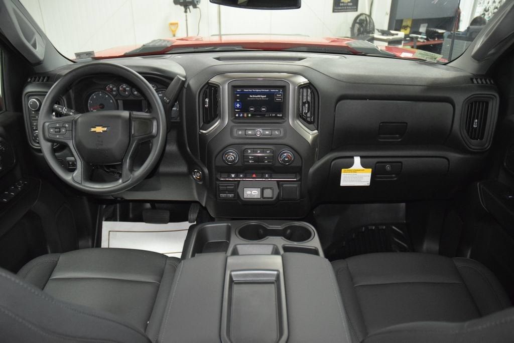 2026 Chevrolet Silverado 3500HD 4WD Crew Cab 172" Work Truck - 23060064 - 23