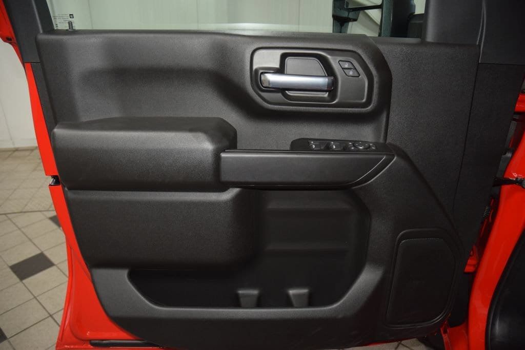 2026 Chevrolet Silverado 3500HD 4WD Crew Cab 172" Work Truck - 23060064 - 39