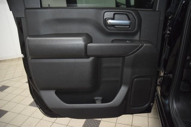 2026 Chevrolet Silverado 3500HD 4WD Crew Cab 172" Work Truck - 23066356 - 38
