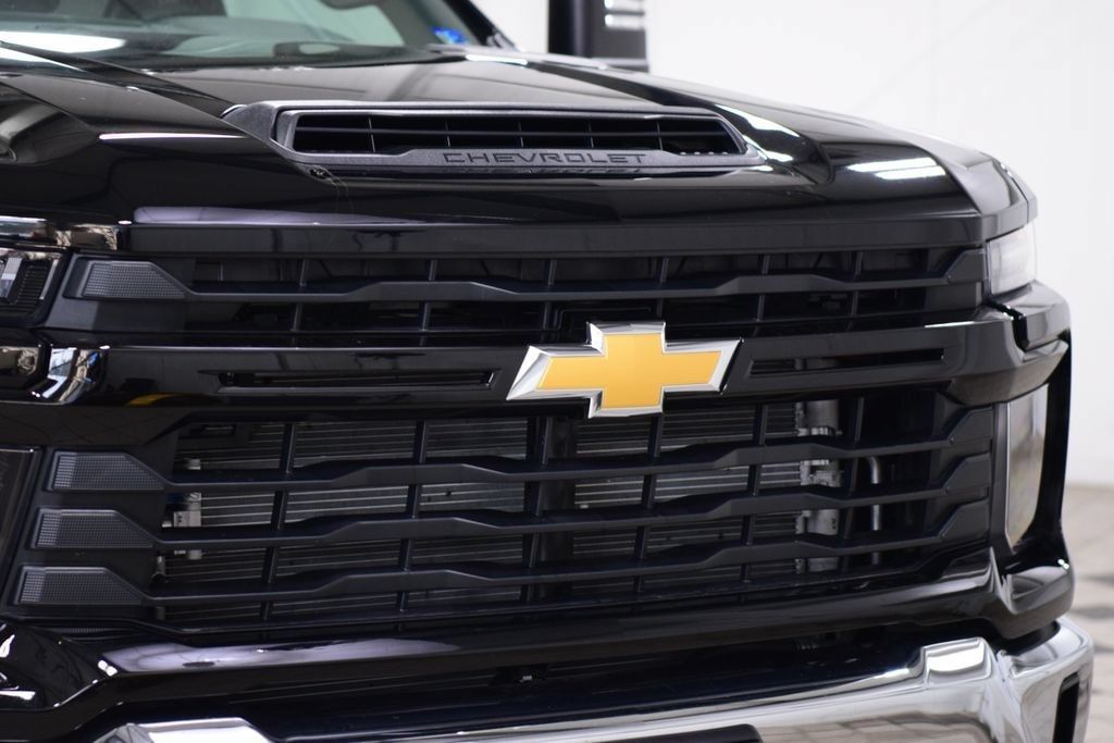 2026 Chevrolet Silverado 3500HD 4WD Crew Cab 172" Work Truck - 23066356 - 5