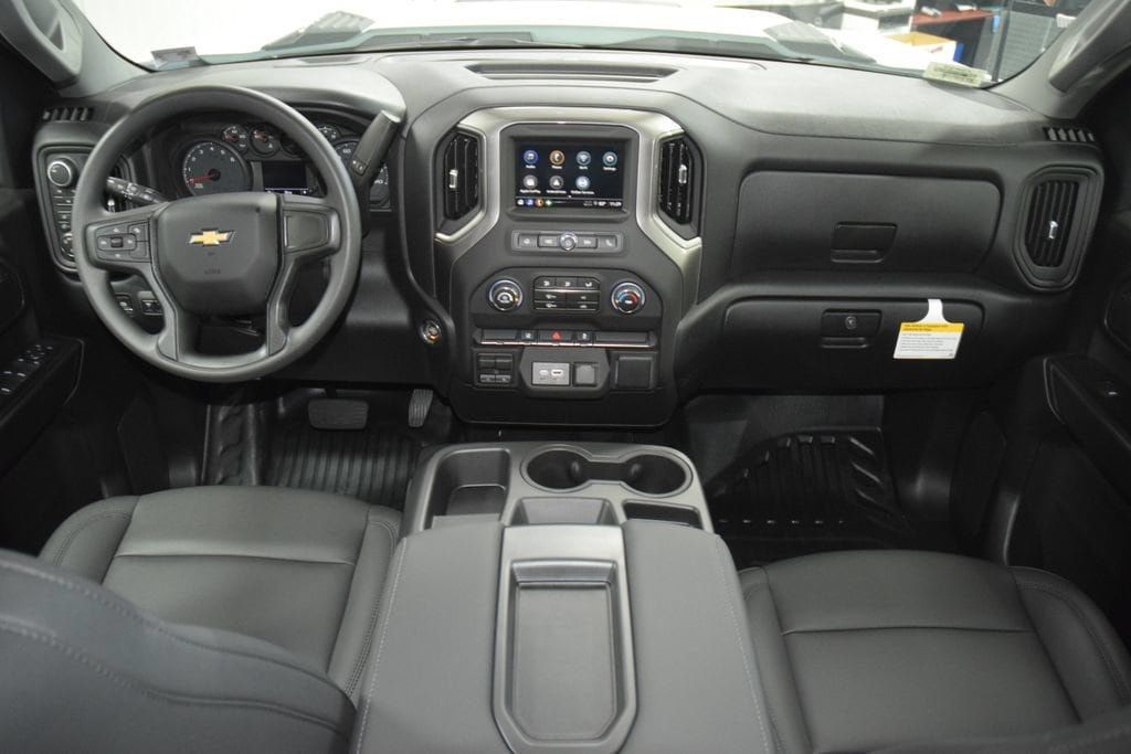 2026 Chevrolet Silverado 3500HD 4WD Crew Cab 172" Work Truck - 23067455 - 25