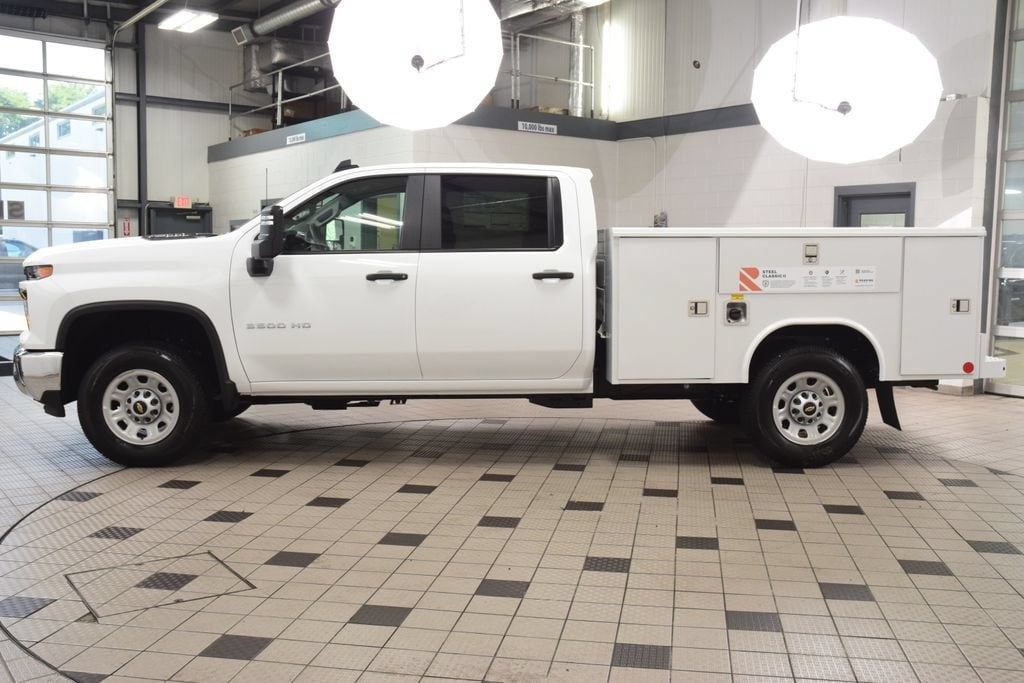 2026 Chevrolet Silverado 3500HD 4WD Crew Cab 172" Work Truck - 23067455 - 2