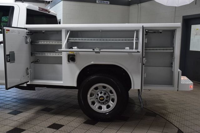 2026 Chevrolet Silverado 3500HD 4WD Crew Cab 172" Work Truck - 23067455 - 44