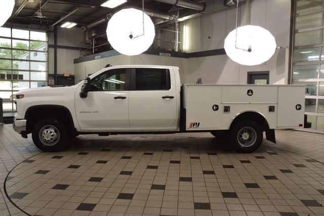 2026 Chevrolet Silverado 3500HD 4WD Crew Cab 172" Work Truck - 23071779 - 2