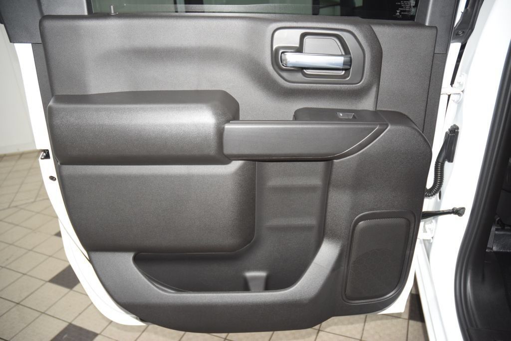 2026 Chevrolet Silverado 3500HD 4WD Crew Cab 172" Work Truck - 23071779 - 37
