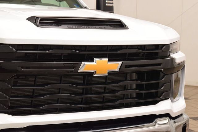 2026 Chevrolet Silverado 3500HD 4WD Crew Cab 172" Work Truck - 23071779 - 5