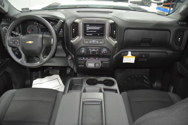 2026 Chevrolet Silverado 3500HD 4WD Crew Cab 172" Work Truck - 23074893 - 25