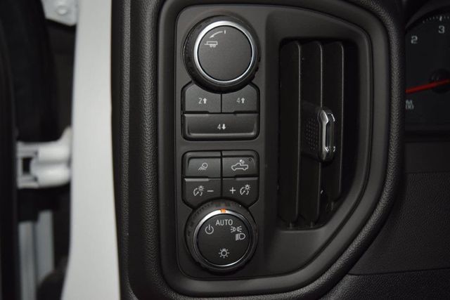 2026 Chevrolet Silverado 3500HD 4WD Crew Cab 172" Work Truck - 23074893 - 29