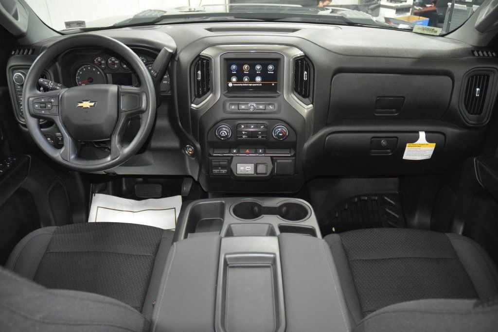 2026 Chevrolet Silverado 3500HD 4WD Crew Cab 172" Work Truck - 23081643 - 23