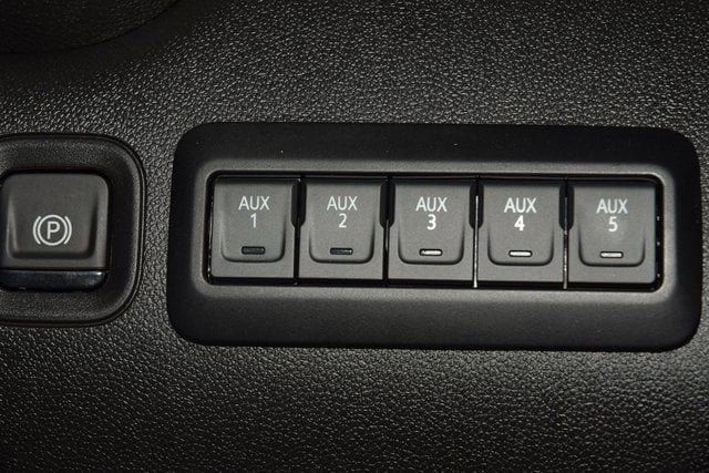 2026 Chevrolet Silverado 3500HD 4WD Reg Cab 142" Work Truck - 23012370 - 24