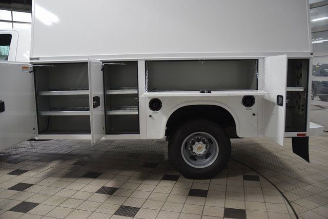 2026 Chevrolet Silverado 3500HD 4WD Reg Cab 142" Work Truck - 23012370 - 35