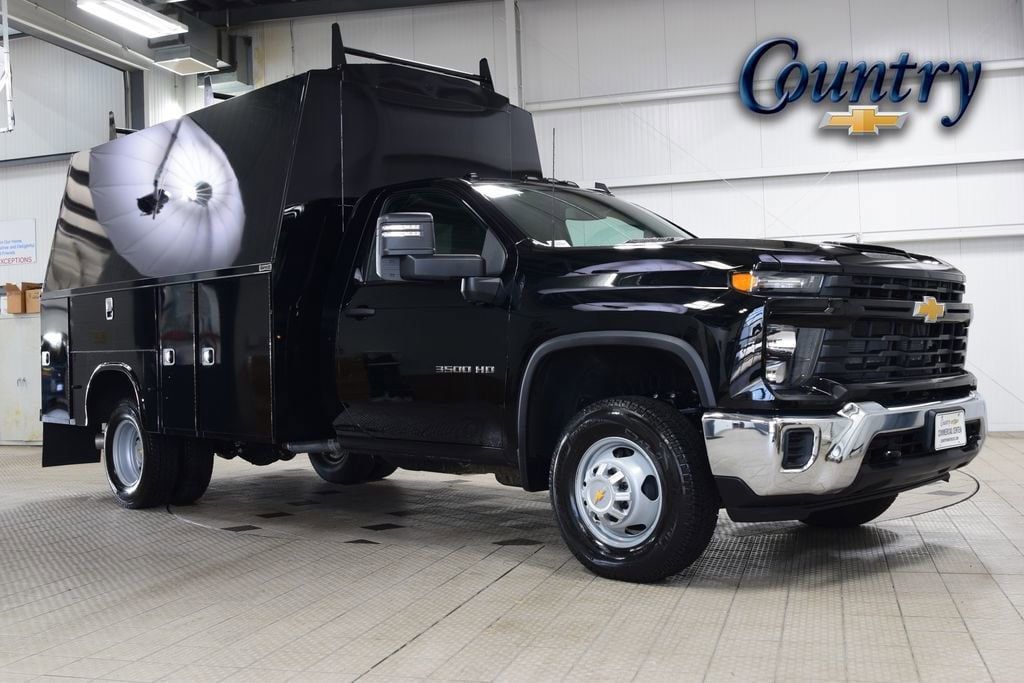 2026 Chevrolet Silverado 3500HD 4WD Reg Cab 142" Work Truck - 23012375 | Video 1