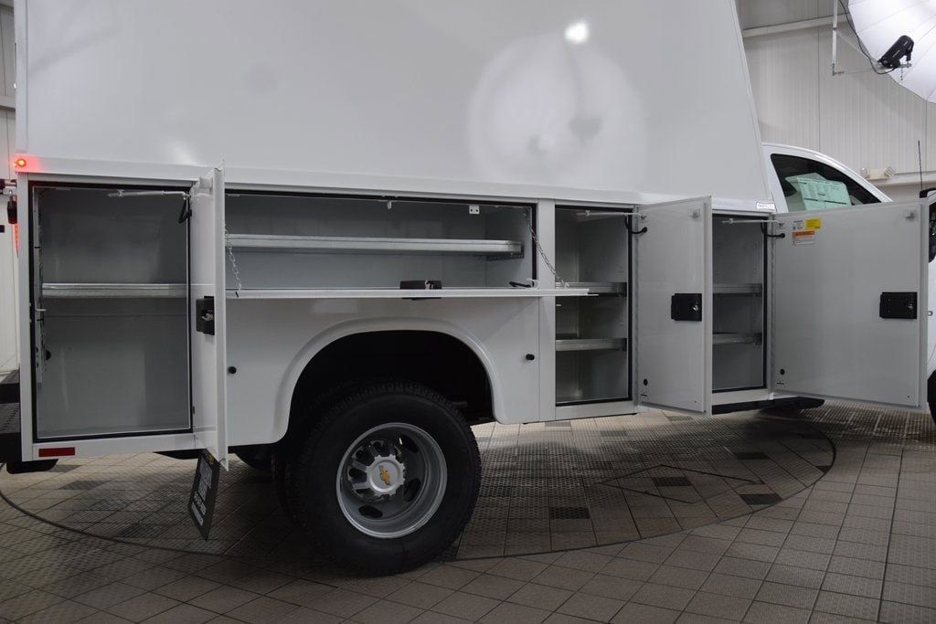 2026 Chevrolet Silverado 3500HD 4WD Reg Cab 142" Work Truck - 23012386 - 37