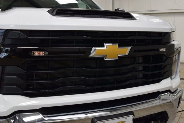 2026 Chevrolet Silverado 3500HD 4WD Reg Cab 142" Work Truck - 23012386 - 4