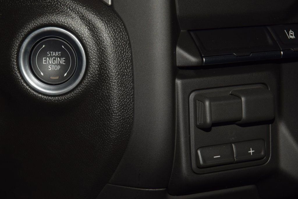 2026 Chevrolet Silverado 3500HD 4WD Reg Cab 142" Work Truck - 23012387 - 24