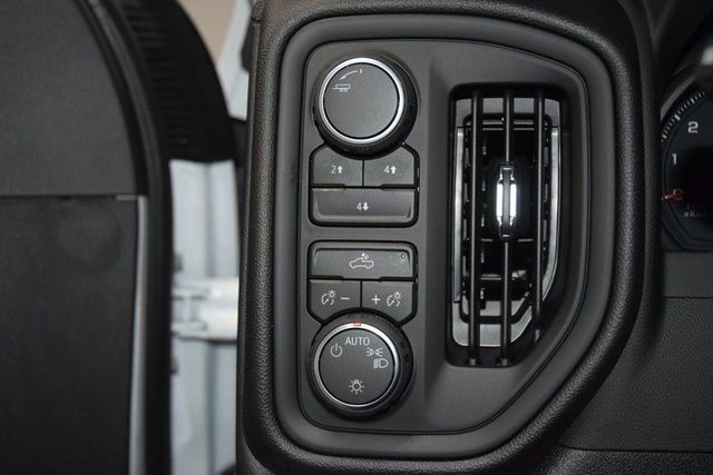 2026 Chevrolet Silverado 3500HD 4WD Reg Cab 142" Work Truck - 23012387 - 26