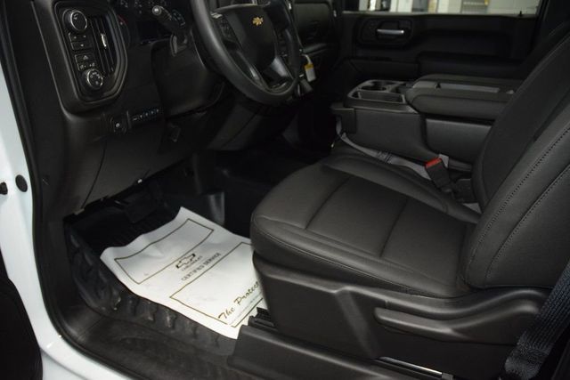 2026 Chevrolet Silverado 3500HD 4WD Reg Cab 142" Work Truck - 23012387 - 31