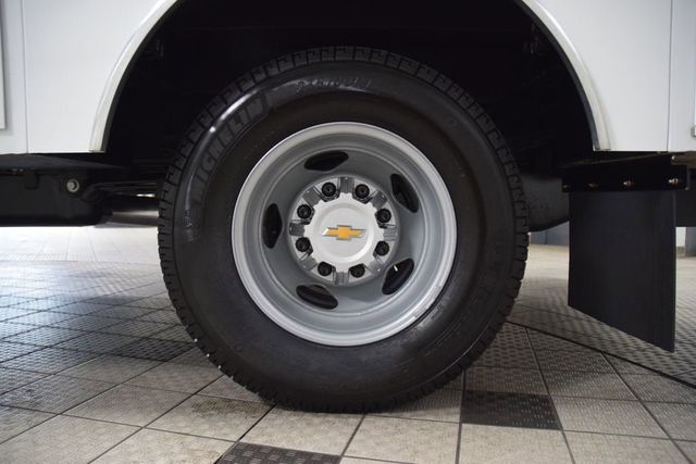 2026 Chevrolet Silverado 3500HD 4WD Reg Cab 142" Work Truck - 23012392 - 18