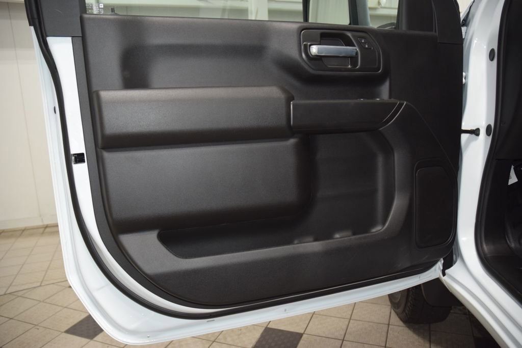 2026 Chevrolet Silverado 3500HD 4WD Reg Cab 142" Work Truck - 23012392 - 35