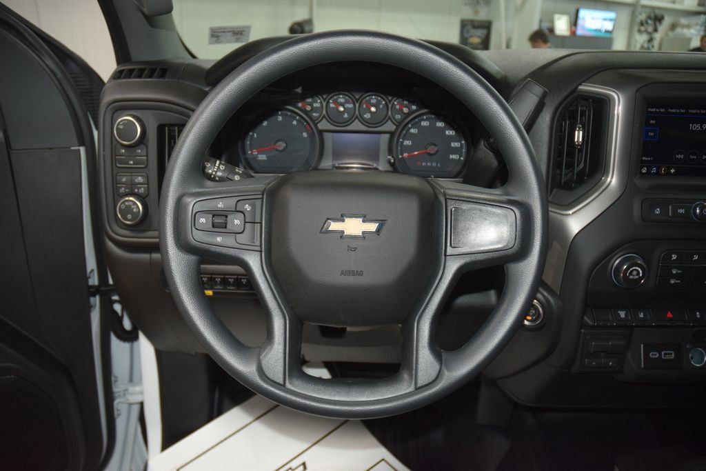2026 Chevrolet Silverado 3500HD 4WD Reg Cab 142" Work Truck - 23012395 - 31