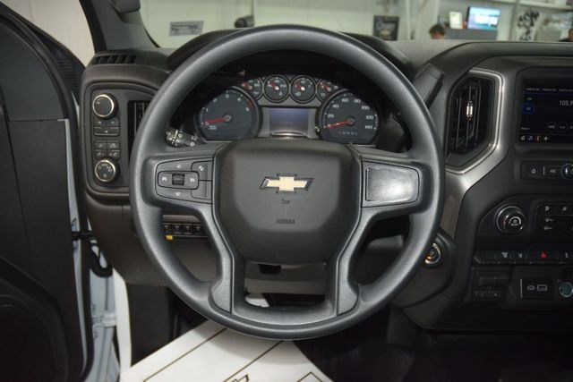 2026 Chevrolet Silverado 3500HD 4WD Reg Cab 142" Work Truck - 23012395 - 31