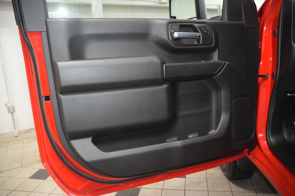 2026 Chevrolet Silverado 3500HD 4WD Reg Cab 142" Work Truck - 23013462 - 31