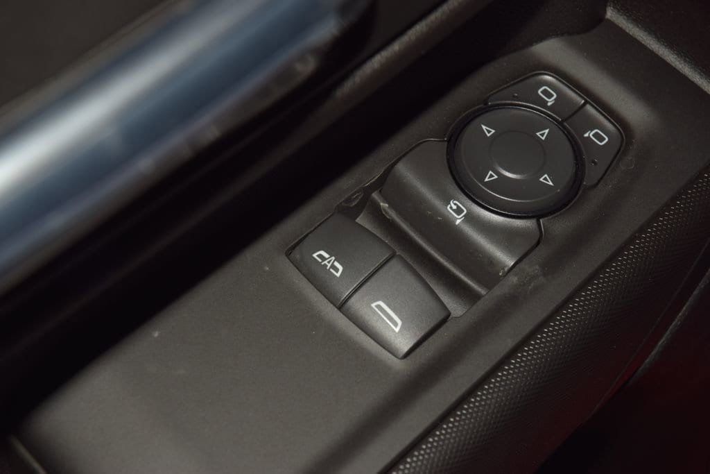 2026 Chevrolet Silverado 3500HD 4WD Reg Cab 142" Work Truck - 23013462 - 32