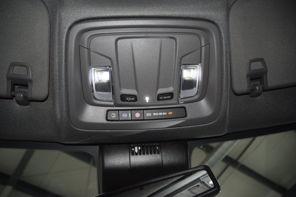 2026 Chevrolet Silverado 3500HD 4WD Reg Cab 142" Work Truck - 23067861 - 38