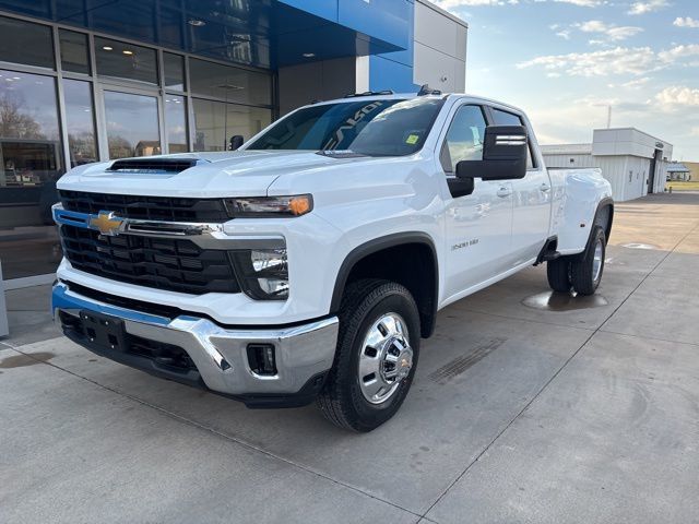 2026 Chevrolet Silverado 3500HD LT - 22984195 - 1