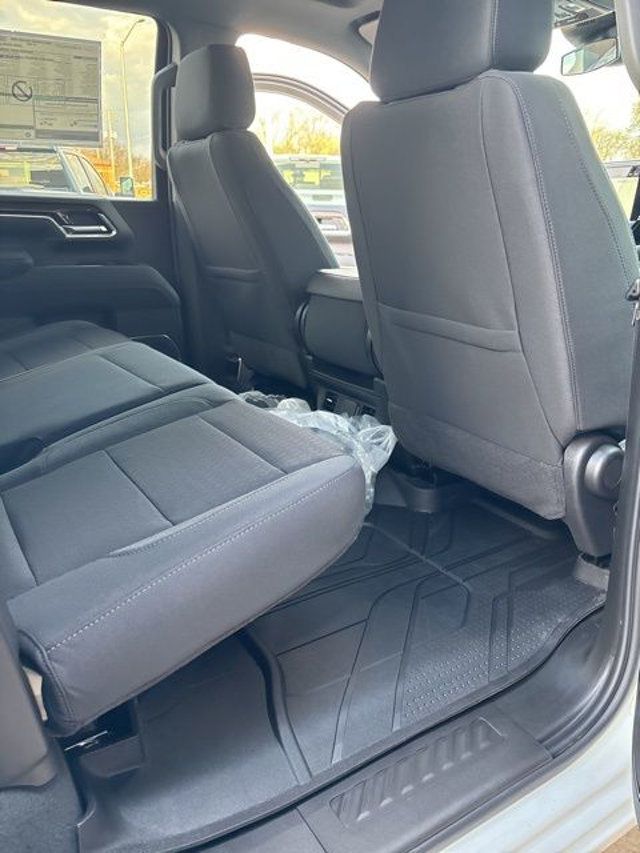 2026 Chevrolet Silverado 3500HD LT - 22984195 - 19