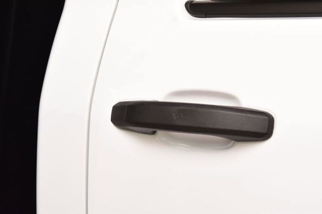 2026 Chevrolet Silverado 6500 HD Work Truck - 23012399 - 13