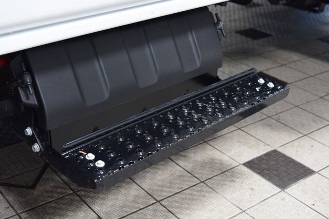 2026 Chevrolet Silverado 6500 HD Work Truck - 23012399 - 22