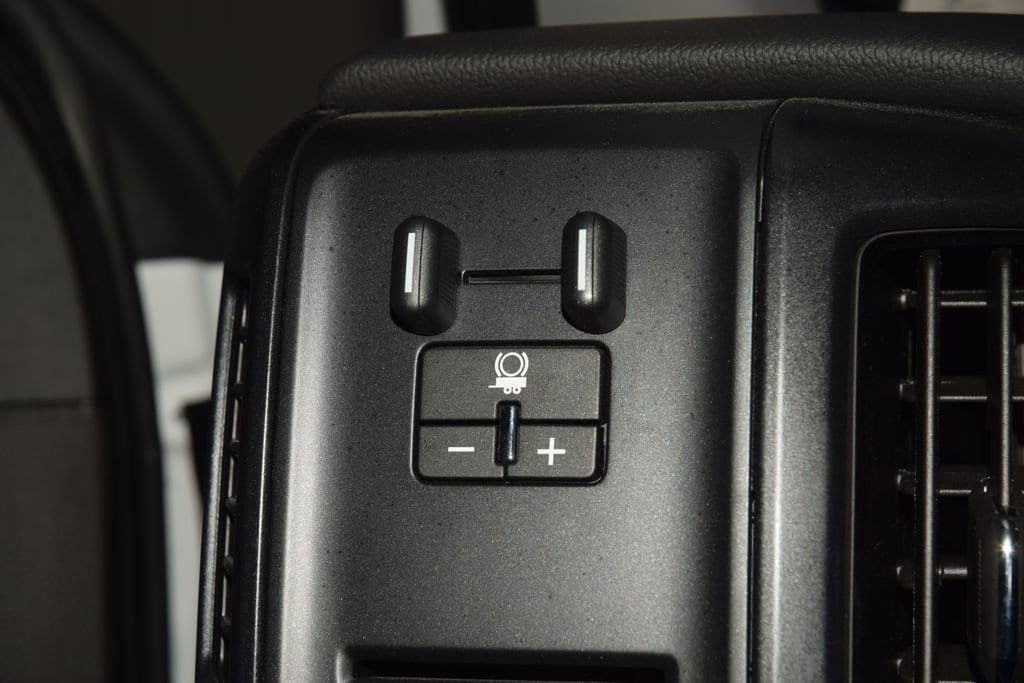 2026 Chevrolet Silverado 6500 HD Work Truck - 23012399 - 30