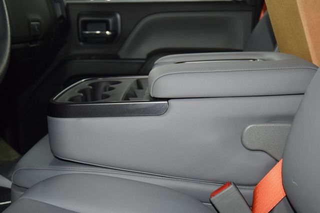 2026 Chevrolet Silverado 6500 HD Work Truck - 23012399 - 35