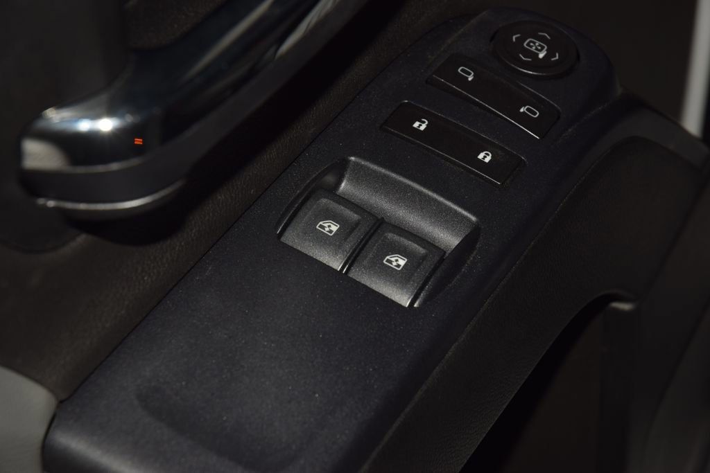 2026 Chevrolet Silverado 6500 HD Work Truck - 23012399 - 37