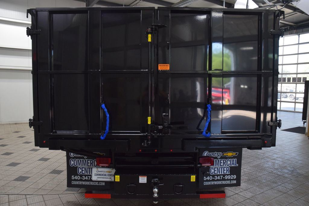 2026 Chevrolet Silverado 6500 HD Work Truck - 23012399 - 3